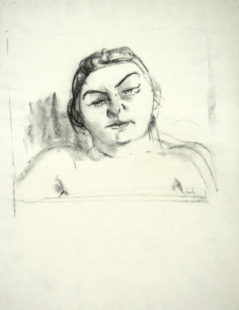 Porträt einer jungen Frau mit nackten Schultern